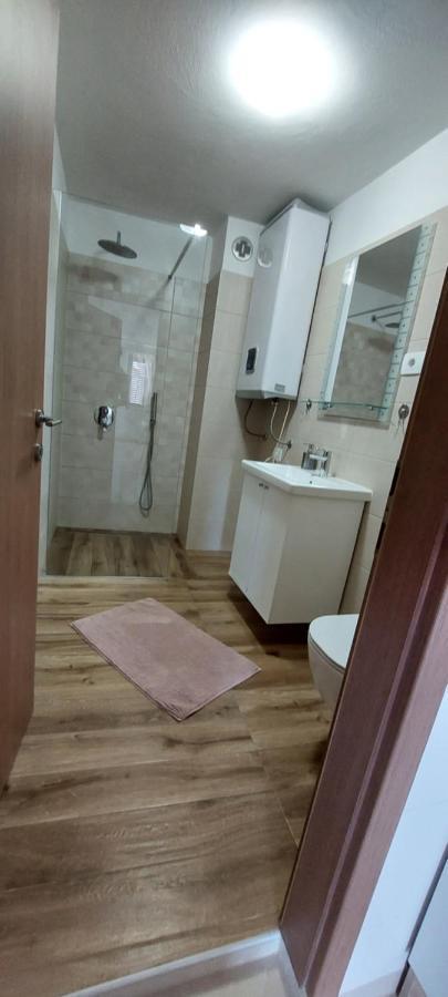 Apartmaji Jurcan Izola Bagian luar foto