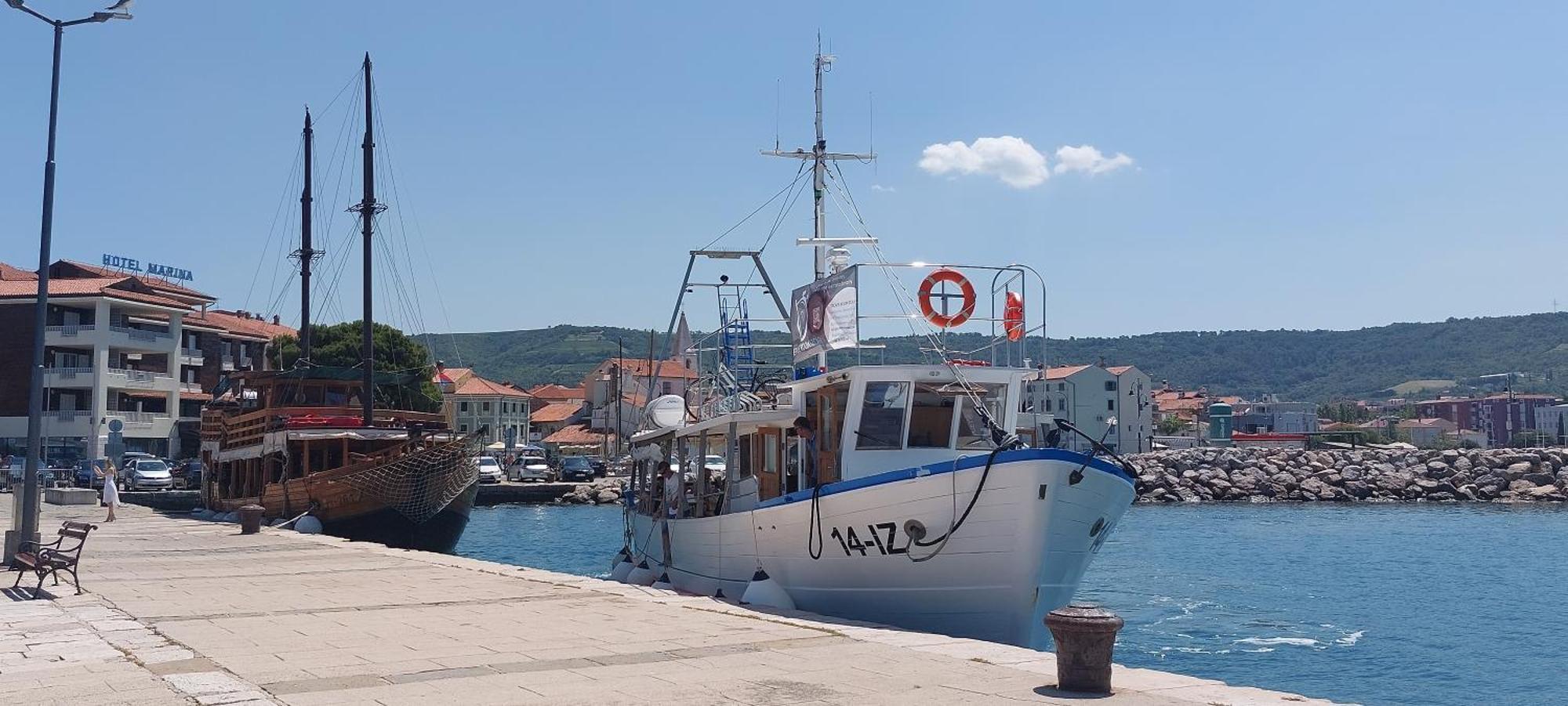 Apartmaji Jurcan Izola Bagian luar foto